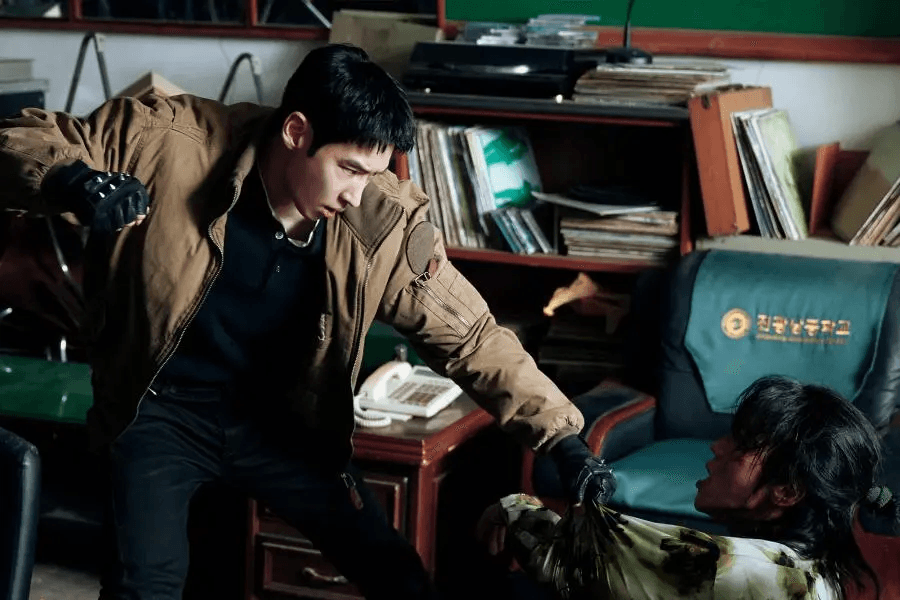 مسلسل "سائق التاكسي 3 - Taxi Driver 3" هو البرنامج الأكثر مشاهدة منذ أكتوبر بين المشاهدين الذين تتراوح أعمارهم بين 20 و49 عامًا
