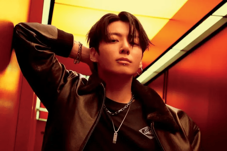 جونغكوك من BTS يصبح أول مغني كوري منفرد يحصل على 3 أغاني حاصلة على شهادة RIAA في الولايات المتحدة جونغكوك من BTS يصبح أول مغني كوري منفرد يحصل على 3 أغاني حاصلة على شهادة RIAA في الولايات المتحدة