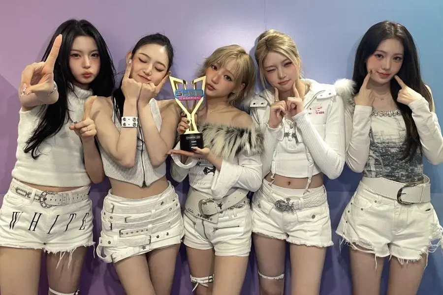 شاهد: KiiiKiii تحقق الفوز الأول لـ "404 (New Era)" في برنامج "Show Champion" و عروض WHIB و POW والمزيد