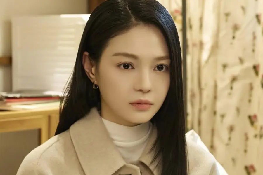 يتحول جو سي بين إلى صحفي موهوب ذي ماضٍ مؤلم في الدراما الجديدة "دكتور شين - Doctor Shin"