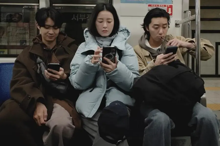 شاهد: Jung Yu Mi و Park Seo Joon و Choi Woo Shik يذهبون في رحلة بالقطار في العرض التشويقي لـ "Unplanned Trip: Limited Edition"