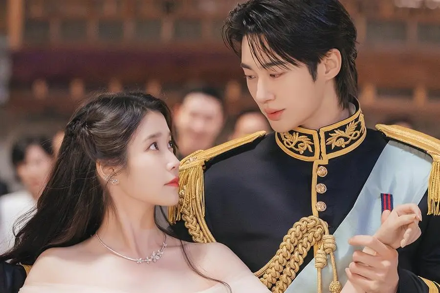 مسلسل "التاج المثالي - Perfect Crown" ونجومه يتصدرون قوائم أكثر المسلسلات الدرامية والممثلين إثارةً للضجة