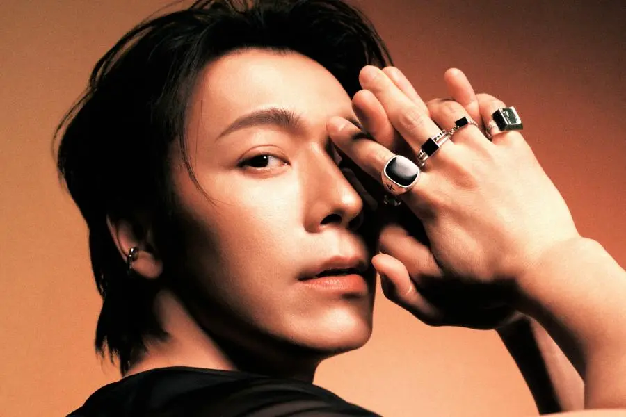 حقق دونغهي أعلى مبيعات في الأسبوع الأول لأي ألبوم منفرد لأحد أعضاء فرقة Super Junior بألبوم "ALIVE"