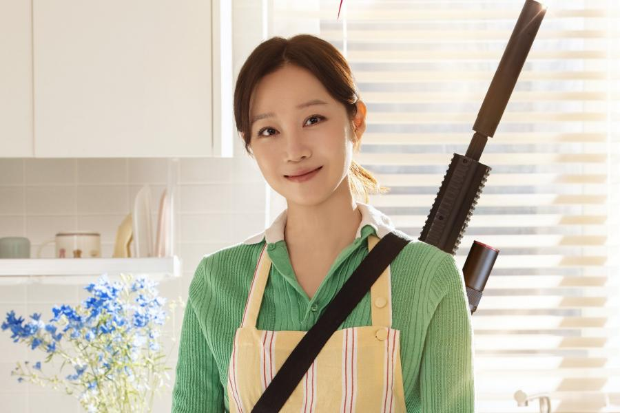 كونغ هيو جين هي أم تبدو عادية لكنها تخفي سرًا خطيرًا في مسلسل "قاتلة محترفة - A Bona Fide Killer"