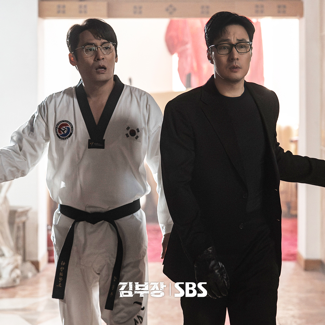 يقتحم سو جي سوب و تشوي داي هون أراضي العدو في مسلسل "عودة العميل كيم - Agent Kim Reactivated"