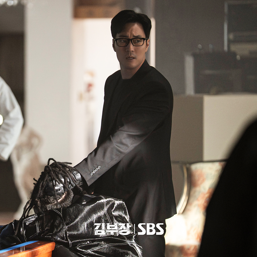 يقتحم سو جي سوب و تشوي داي هون أراضي العدو في مسلسل "عودة العميل كيم - Agent Kim Reactivated"