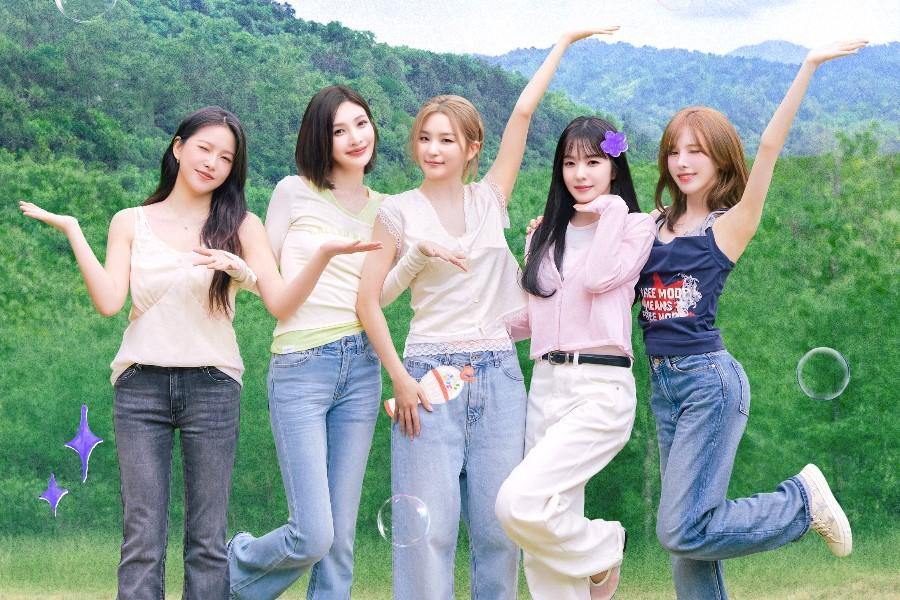 أعلنت فرقة Red Velvet عن موسم جديد من برنامج الواقع "Level Up Project"