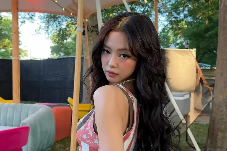 جيني من فرقة BLACKPINK تُصدر إعلانًا تشويقيًا لأغنية "Less Than A LOVER"