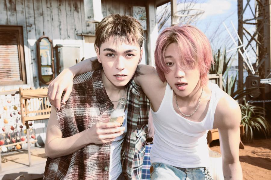 فرقة V8 التابعة لفرقة SEVENTEEN تظهر لأول مرة على قائمة Billboard 200