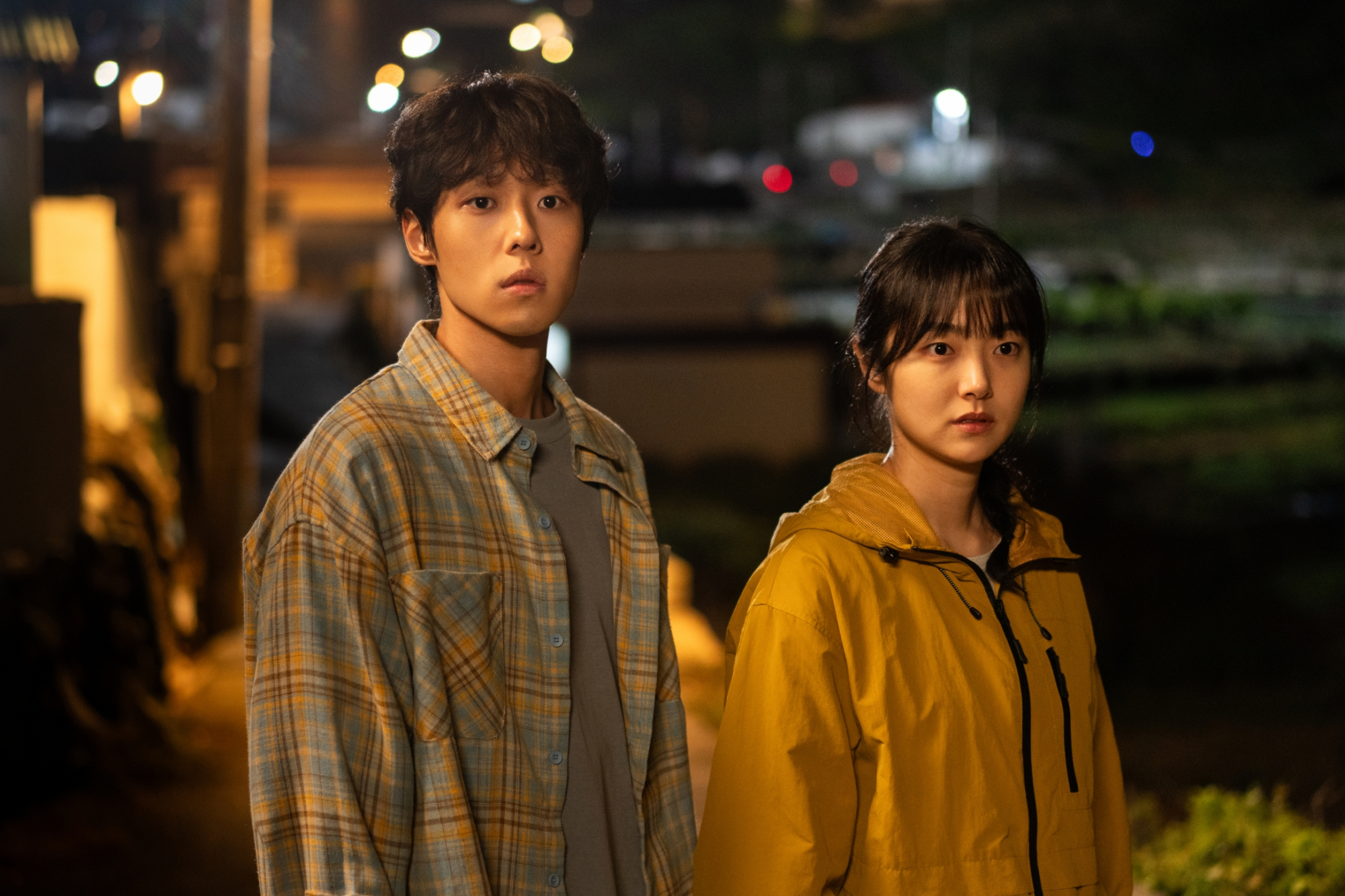 كيم هاي جون تكتشف الحقيقة حول يو هيون سو في مسلسل "متجر للقتلة 2 - A Shop For Killers 2" كيم هاي جون تكتشف الحقيقة حول يو هيون سو في مسلسل "متجر للقتلة 2 - A Shop For Killers 2"