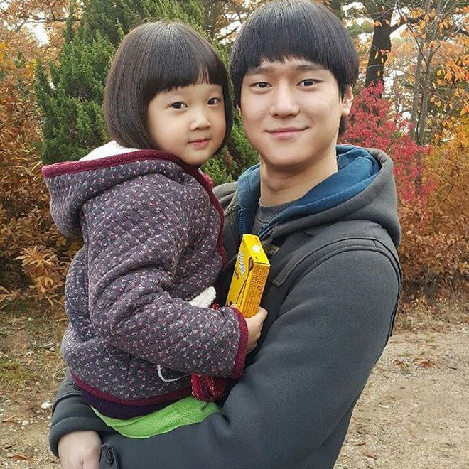 التحول الجذري لجو كيونغ بيو يصدم المعجبين: نجم مسلسل "Reply 1988" يبدو غير قابل للتعرف عليه التحول الجذري لجو كيونغ بيو يصدم المعجبين: نجم مسلسل "Reply 1988" يبدو غير قابل للتعرف عليه