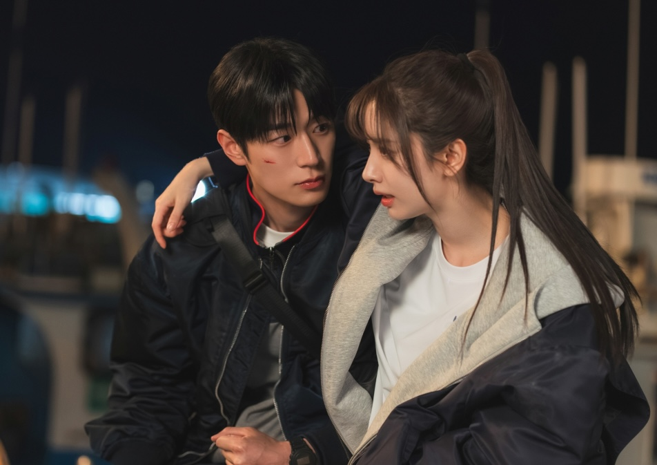 كيم جي يون ترفض السماح لـ بارك سيو هام بالإفلات منها للمرة الثانية في مسلسل "Dive Into You"